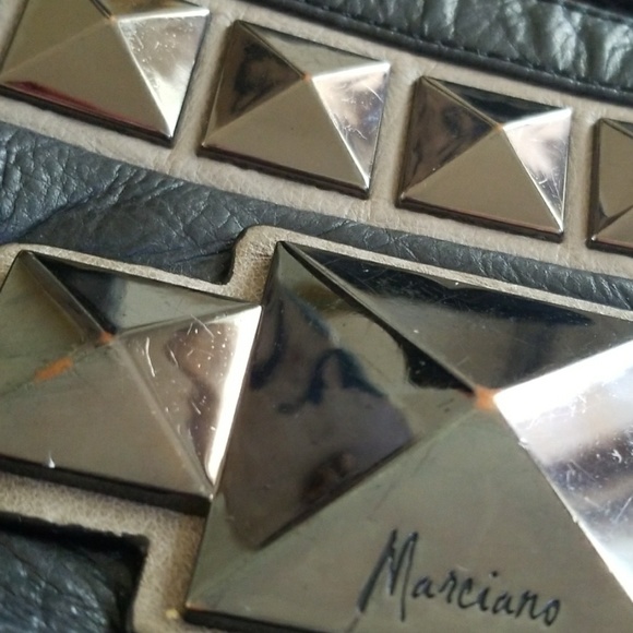 😻 MARCIANO STUDDED HANDBAG - Picture 2 of 8